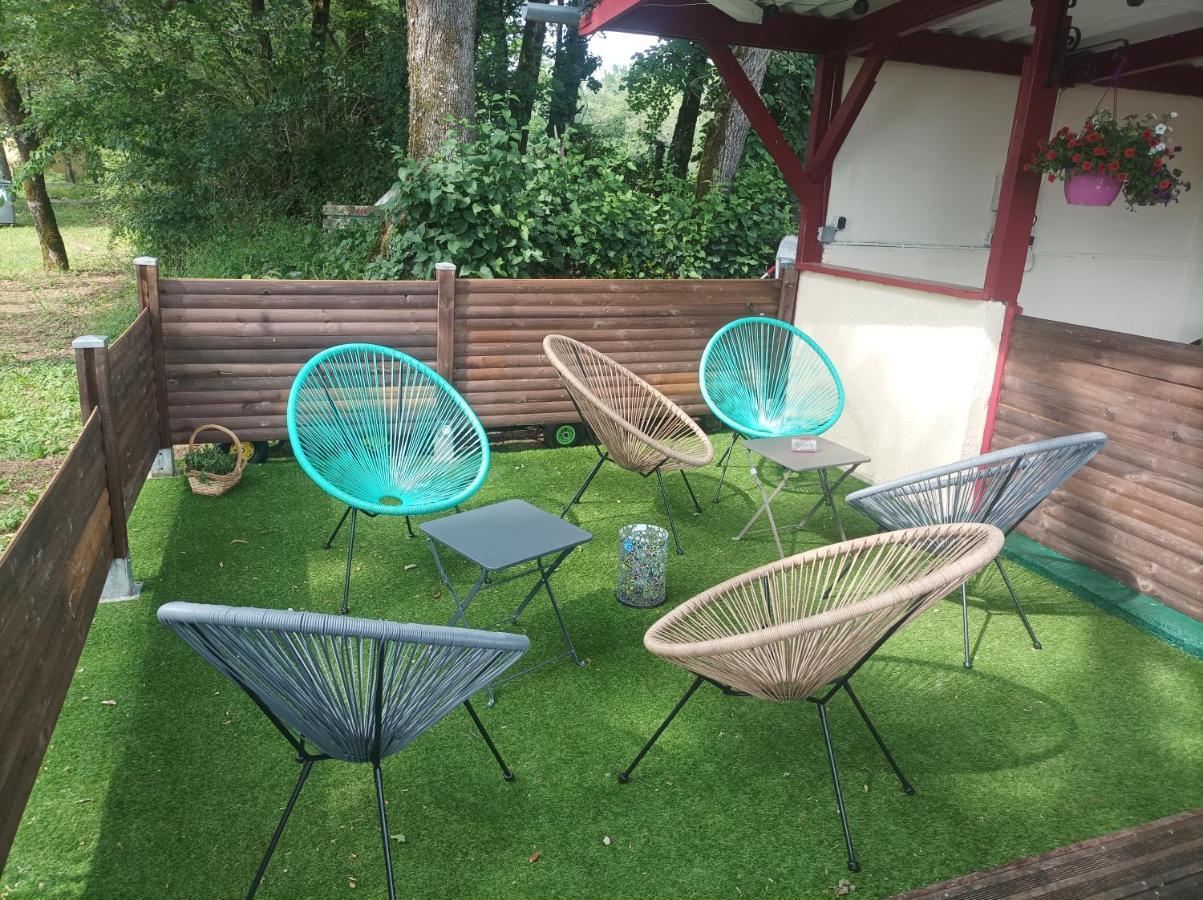 7-Gite-7 Personnes Au Coeur De La Nature /Piscine Saint-Aubin-de-Nabirat Exteriör bild